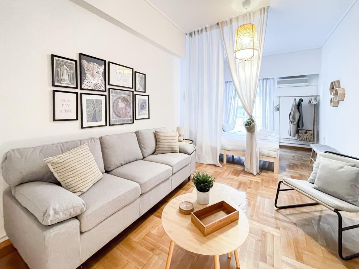 Boho Chic 2Br Apartment In The Center Of Атина Екстериор снимка